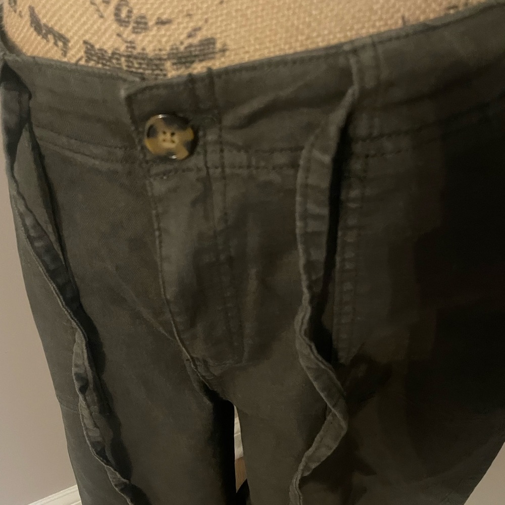 Buckle green pants size 30